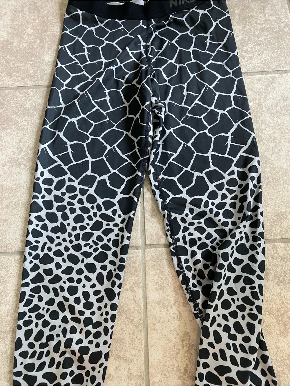 Nike Girls' Black & Gray Animal Print Leggings with Neon Swoosh Medium